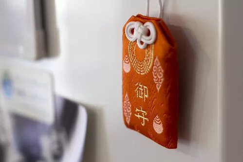 Omamori, l'amulette porte-bonheur japonaise 